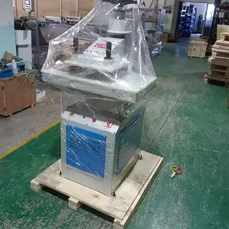 Swing arm die cutting machine swing arm die clicker
