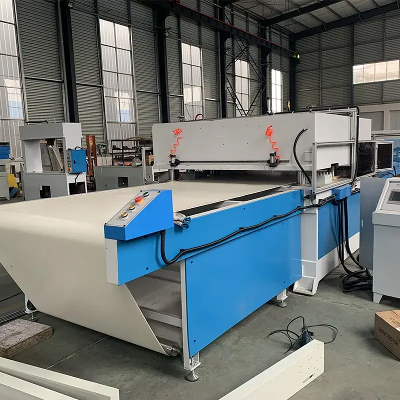 conveyor belt die cutting machine conveyor belt die cutting machine