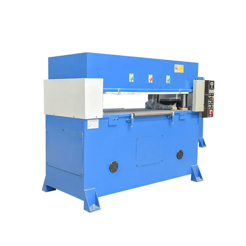 Flat bed hydraulic die cutting machine for felt