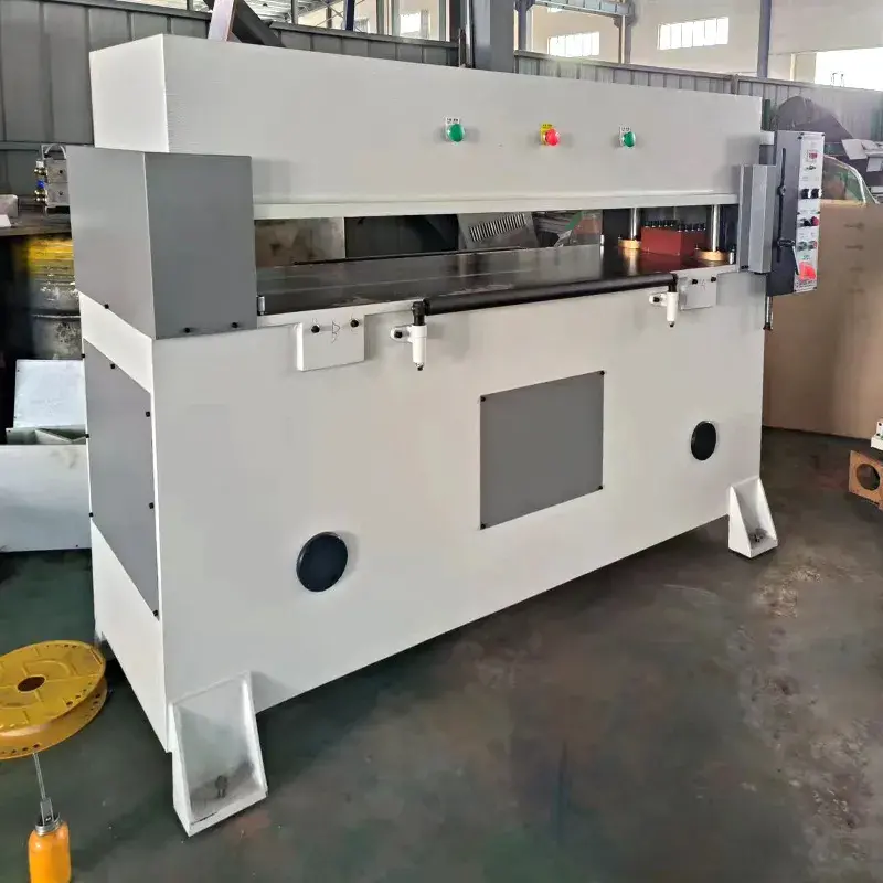 four column die cutting machine