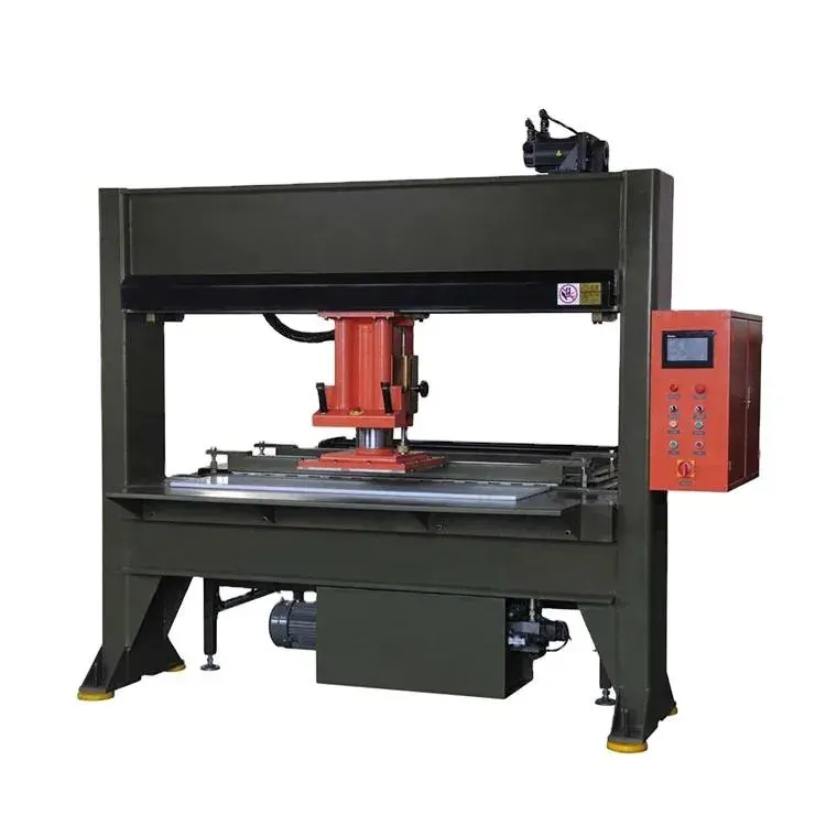 Hydraulic traveling head clicker press