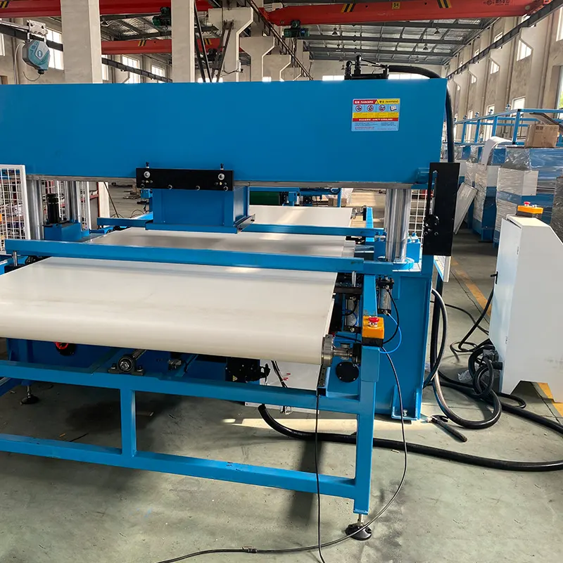 Automatic hydraulic traveling head die cutting machine Automatic hydraulic traveling head die cutting machine
