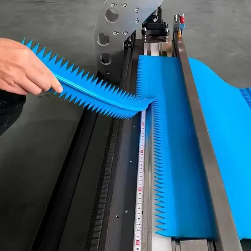 Conveyor belt finger punching machine Conveyor belt finger punching machine